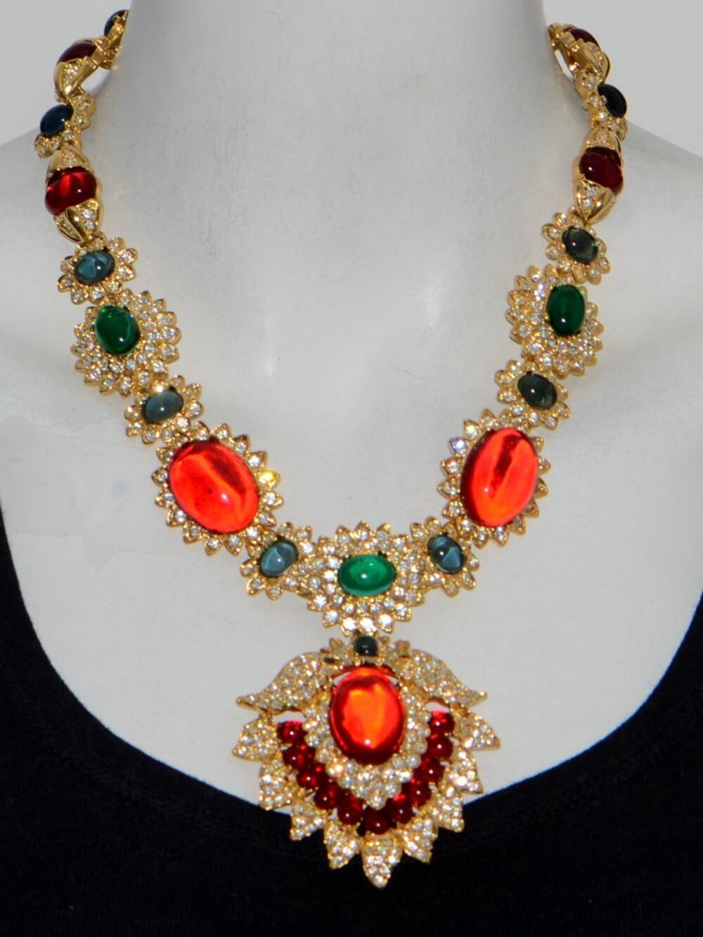 Kenneth Jay Lane  Jacqueline Kennedy Onassis Gemstone Necklace